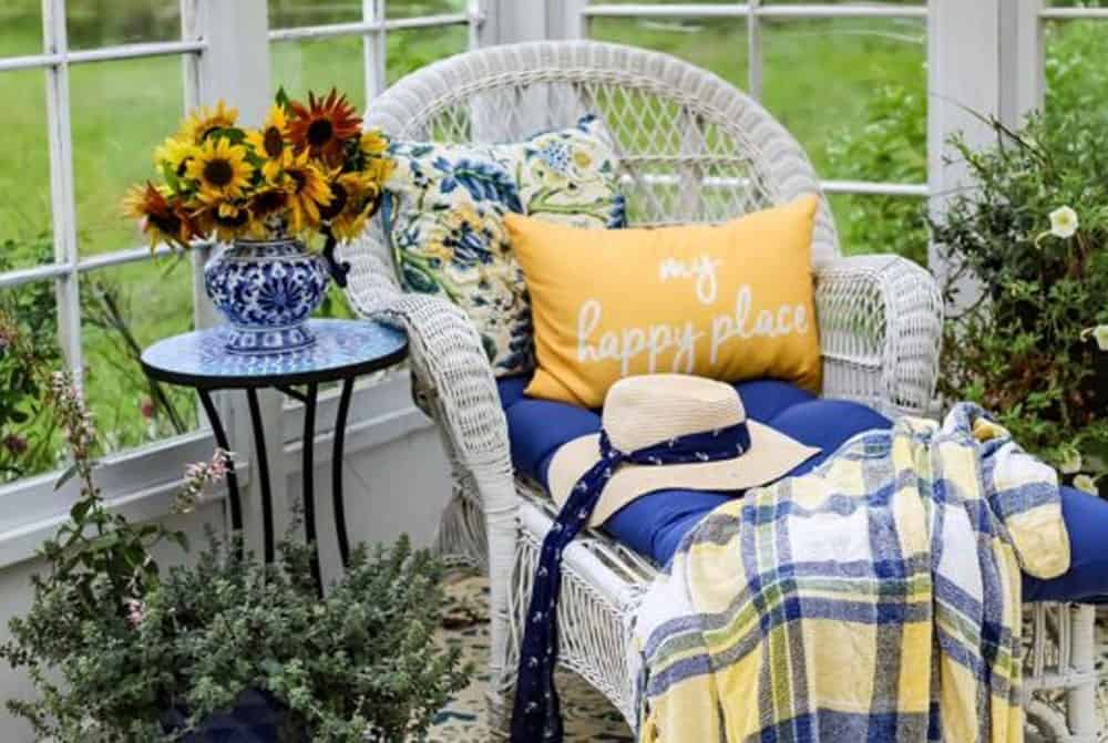 4 Ways To Turn Your Blooper Room Into The Best Spot In The House